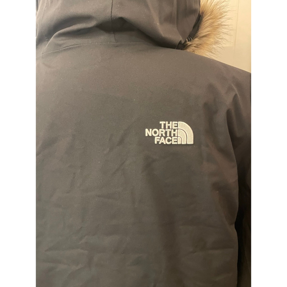 The North Face Arctic Bomber Jacket Womens XL Black Faux Fur Hood NWOT - Picture 9 of 12